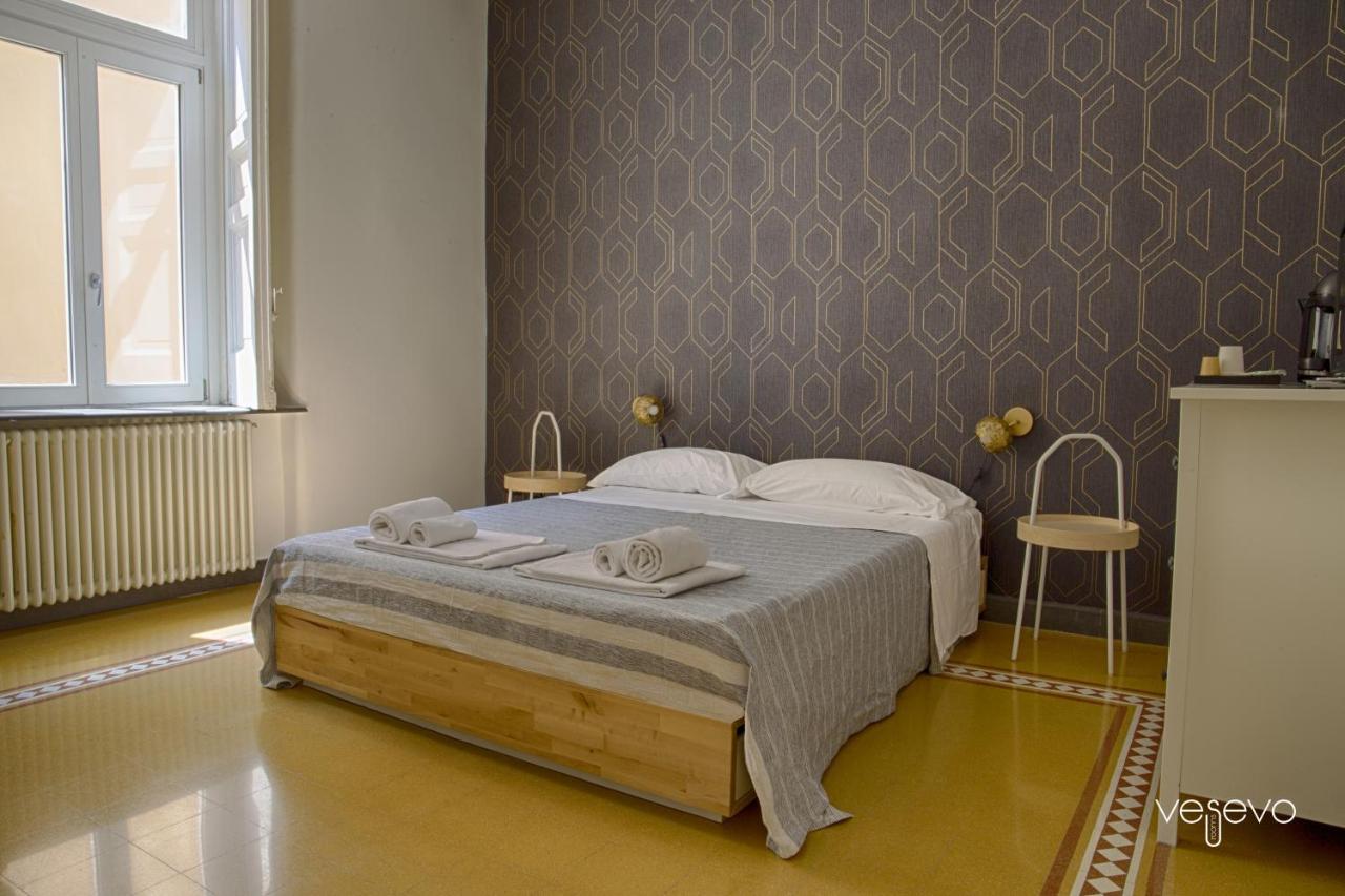 Vesevo Rooms Naples Exterior photo