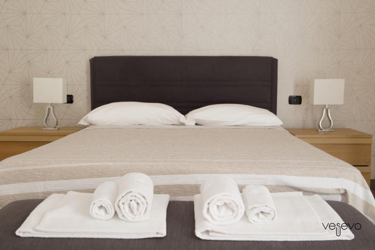 Vesevo Rooms Naples Exterior photo